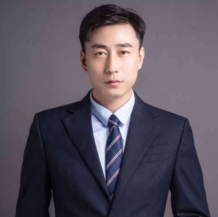 汤桓威 视觉与舞美负责人